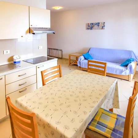 Lovely In With House Sea View Apartment *